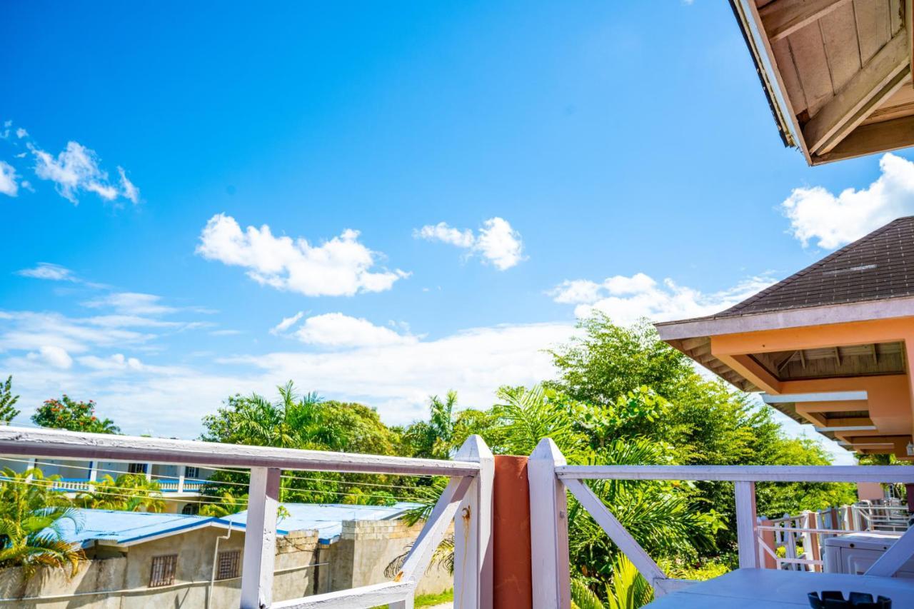Shields Negril Villas Εξωτερικό φωτογραφία