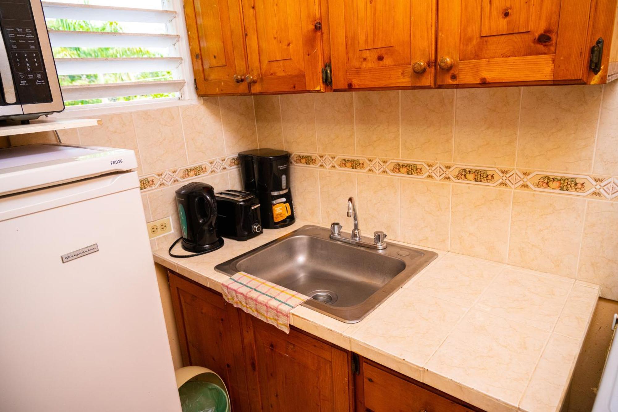 Shields Negril Villas Δωμάτιο φωτογραφία