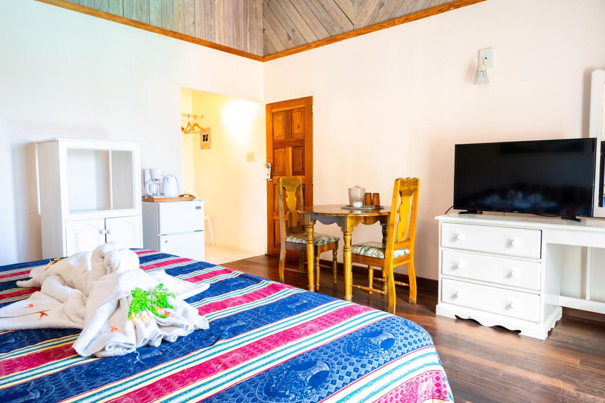 Shields Negril Villas Δωμάτιο φωτογραφία