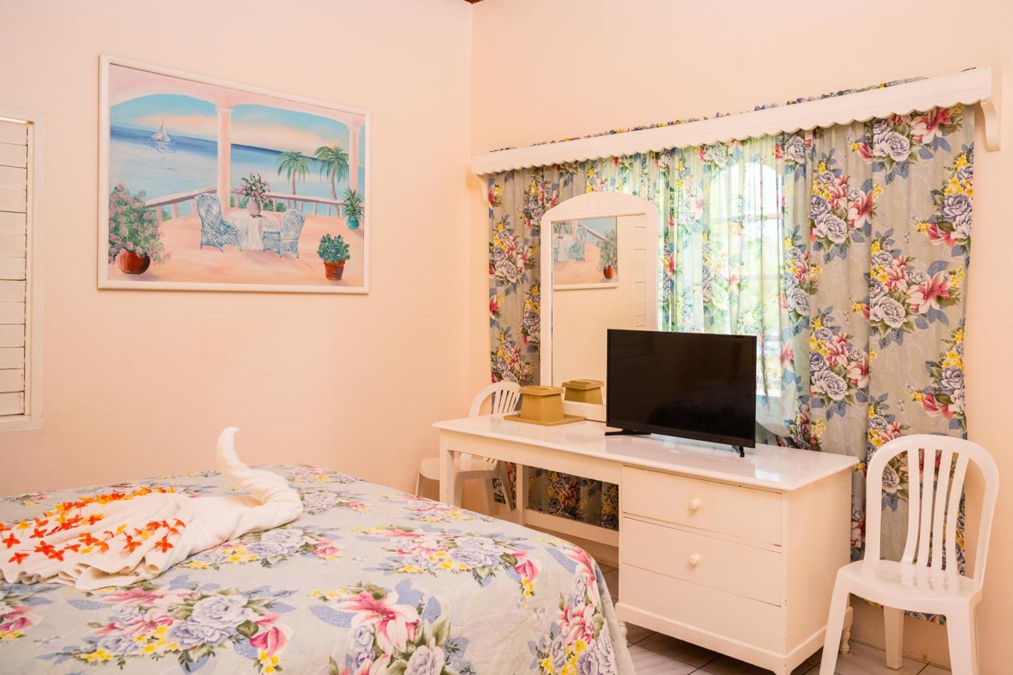 Shields Negril Villas Δωμάτιο φωτογραφία